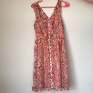 Peach floral Lauren Conrad summer dress size 6